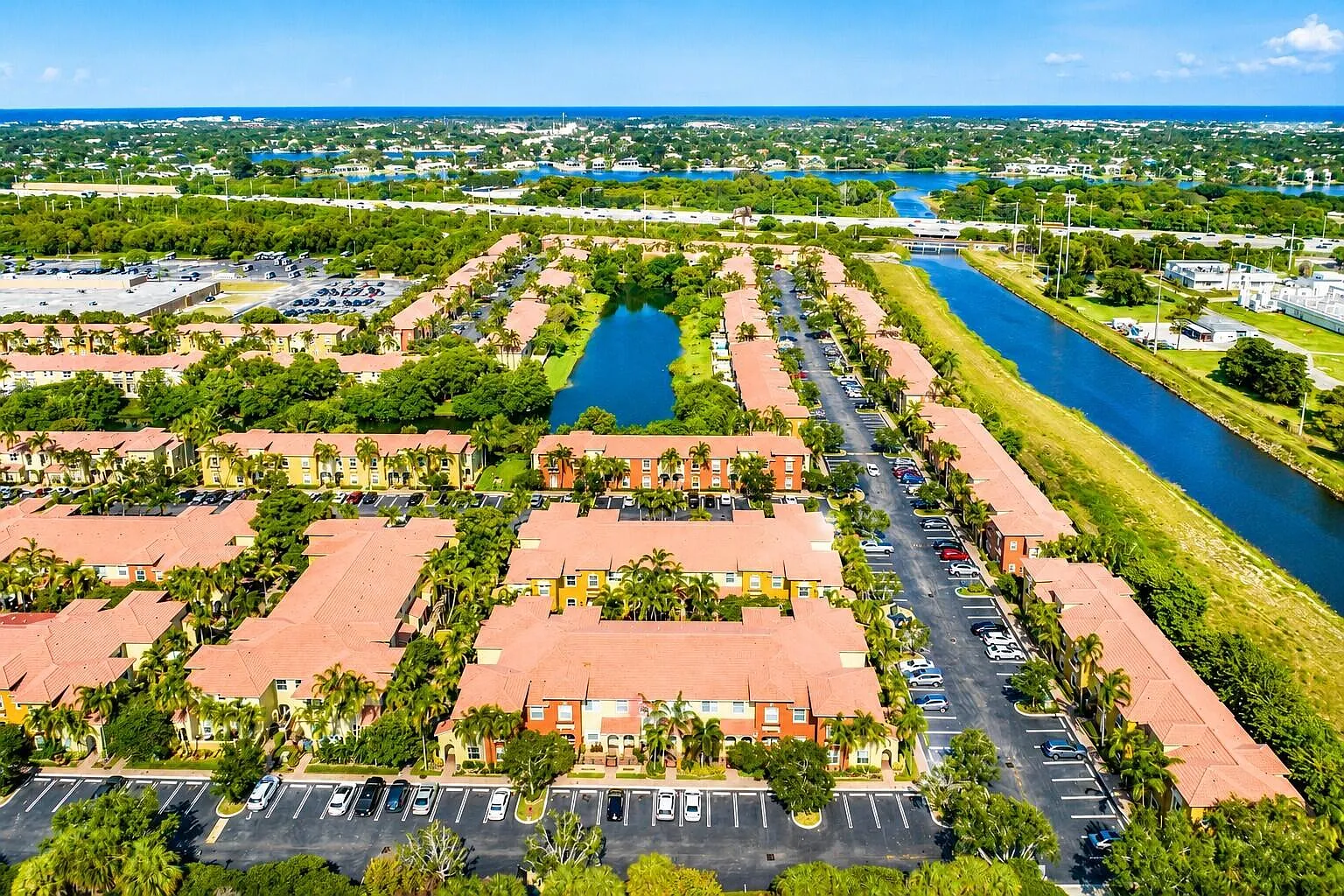 2 bed, 2.5 bath, 1188 sqft, $2,250 — Photo 4