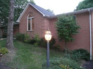 5751 Cox Hopkins Road, Roanoke, VA 24014