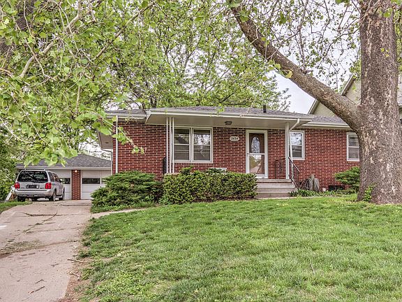 4th image of 2434 Lockwood Pl