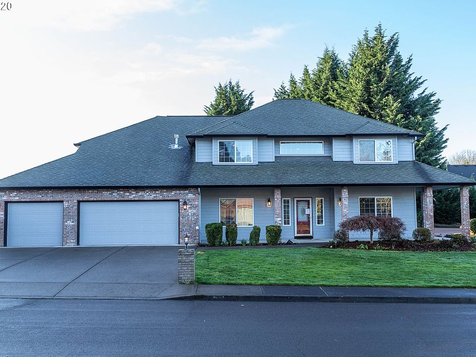 1st image of 4613 NW 135th Cir