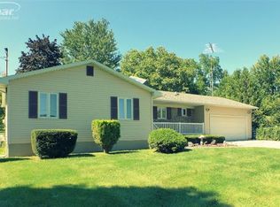 5026 Palomar Dr, Flint, MI 48507