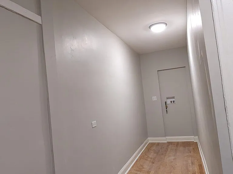 8325 Kilpatrick Ave #3 — Photo 12