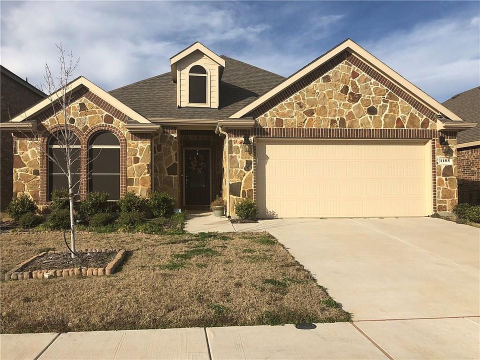 1st image of 1105 Lake Forest Trl