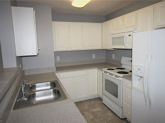 5th image of 4315-2D Cedarcroft Ct