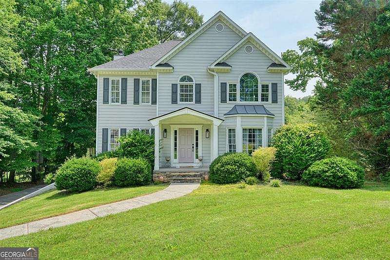 1st image of 410 Windsor Way