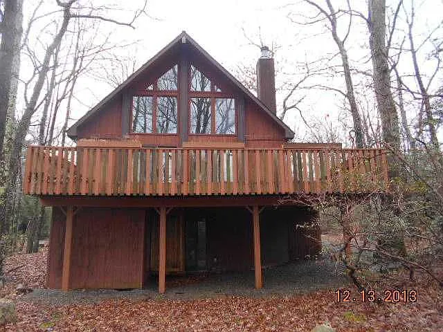18 Essex St photo 1