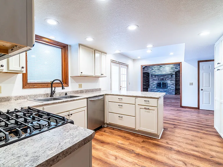 6221 Highgate Pl — Photo 7