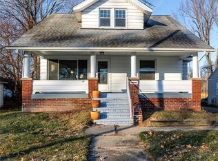 4076 W 223rd St, Fairview Park, OH