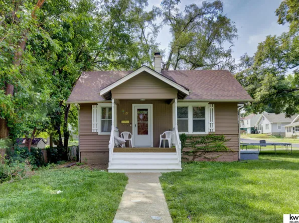 4927 Sigwart Ave, Omaha, NE 68104