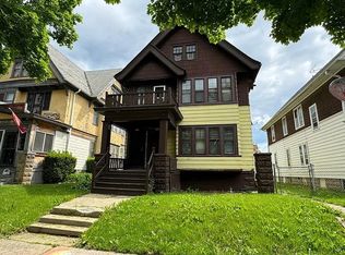2444 N 40th St, Milwaukee, WI 53210