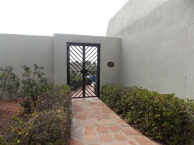 5601 Burning Tree Dr — Photo 8