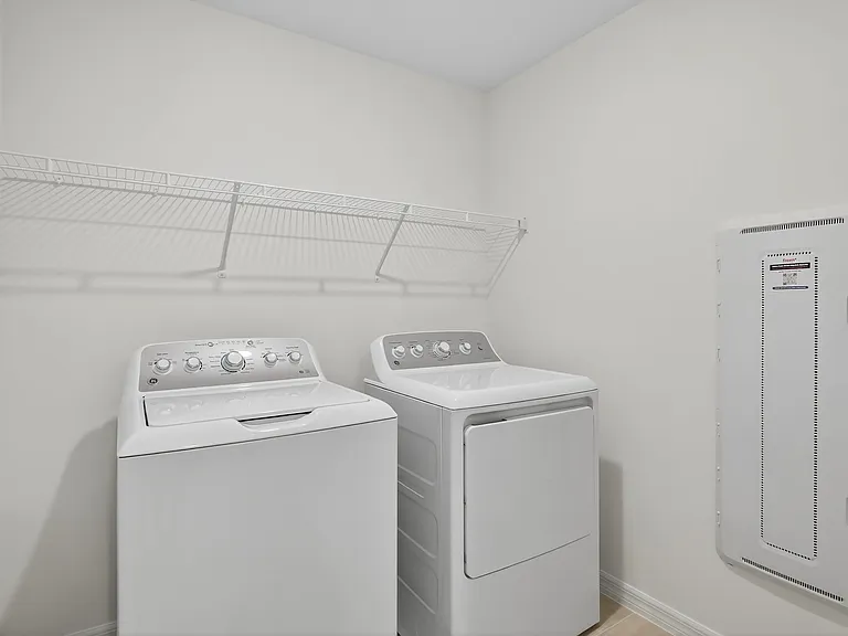 19525 Fairhill Ct — Photo 17