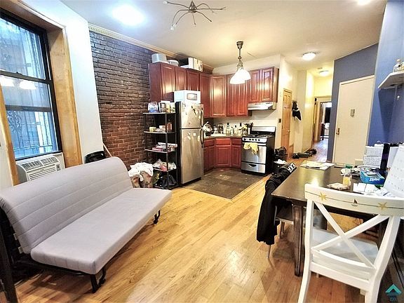 2nd image of 135 Rogers Ave APT 1R