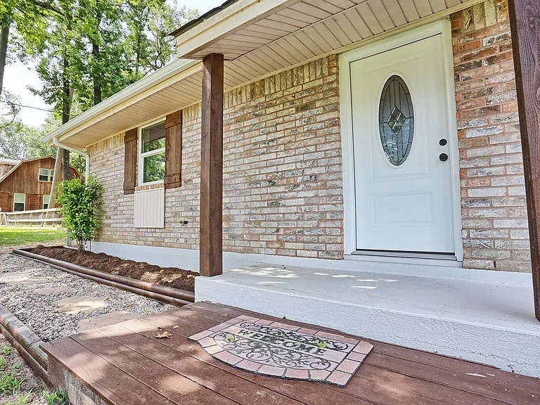 704 Natchez River Cir — Photo 24