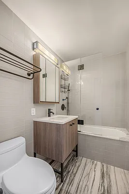 Rented by Compass | media 22