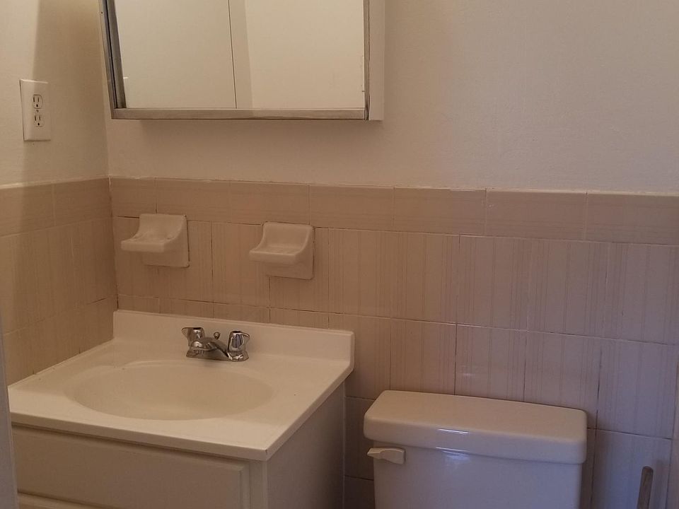1st image of 1064 Huntington Ave