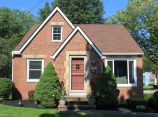 1332 Argonne Rd, South Euclid, OH 44121