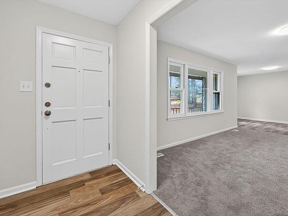 4th image of 115 Rainey Ave