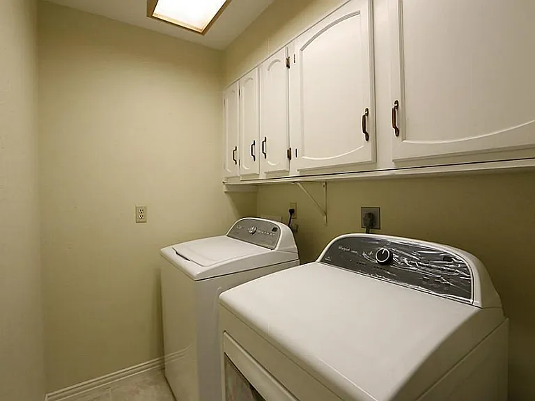 2602 W Holcombe Blvd — Photo 25