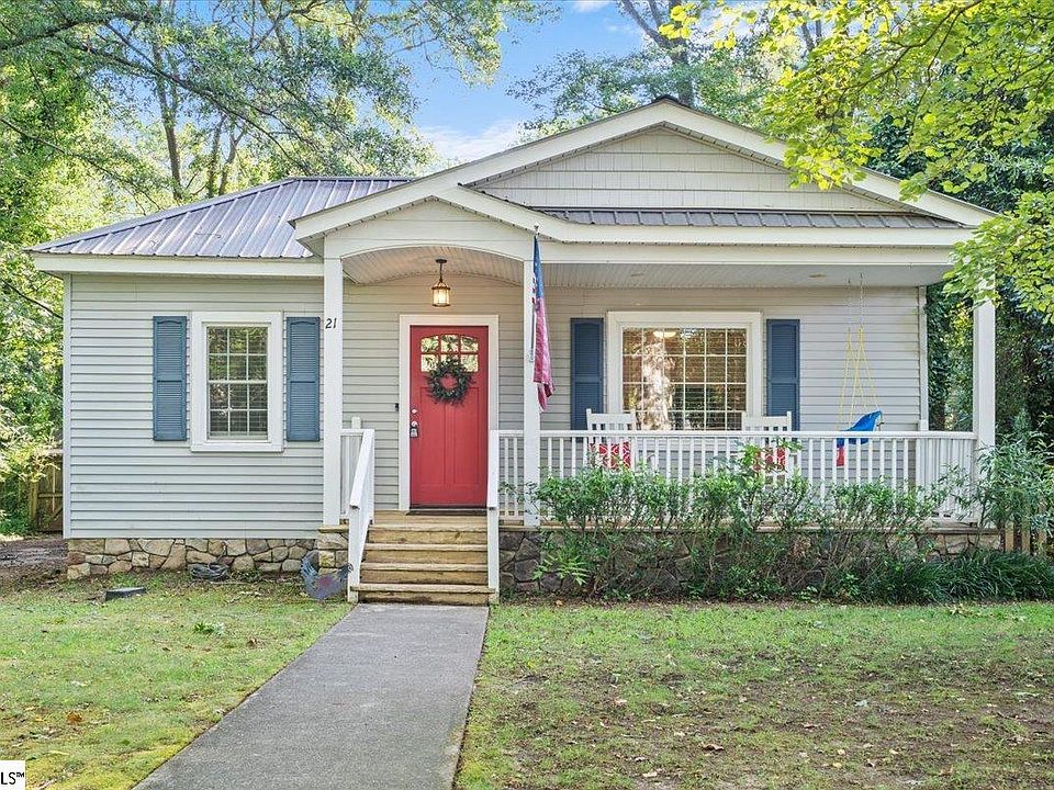 1st image of 21 Orleans Ct