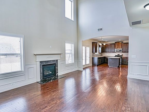 2nd image of 243 Abbey Gardens Ln