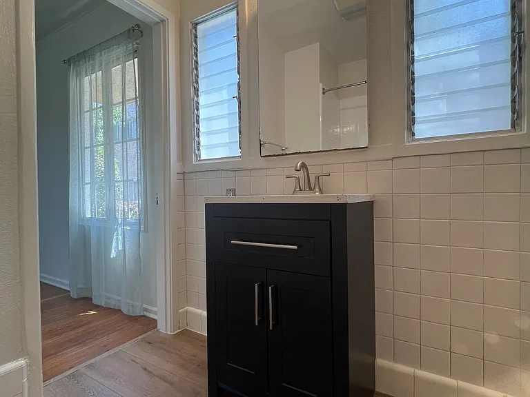 1171 Huntington Dr #D — Photo 25