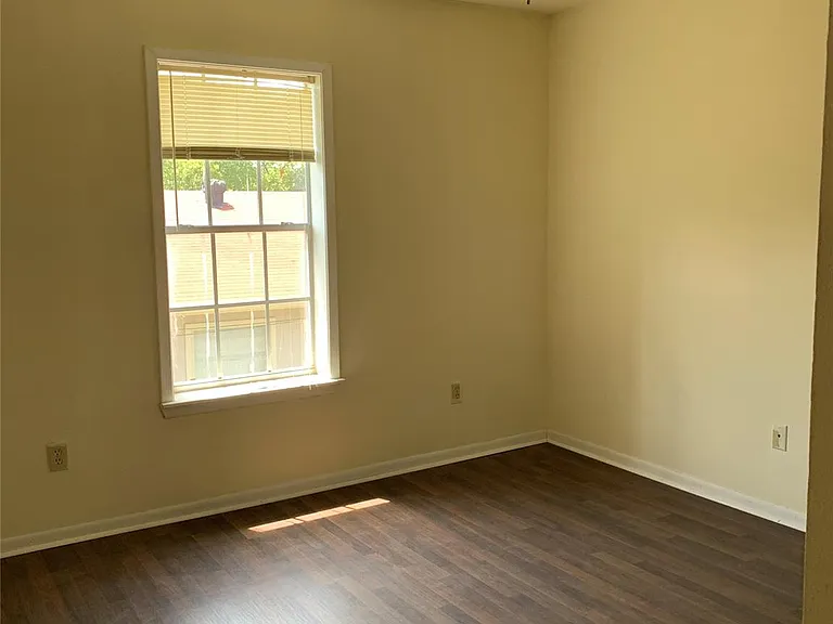 3901 College Main St #B — Photo 14