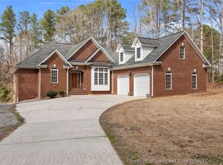 248 Raccoon Ct, Sanford, NC 27330