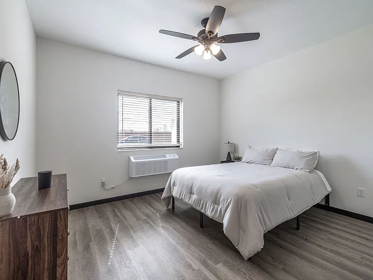 1197 Liberty Dr — Photo 13