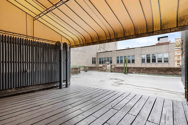 Rented by MNS | media 11