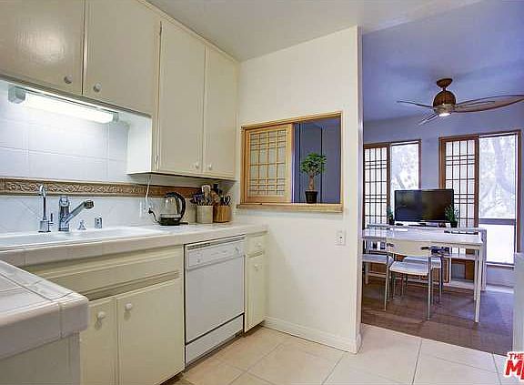 5th image of 3649 Glendon Ave APT 102