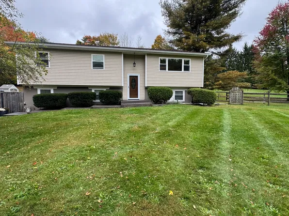 6 Pye Ln, Wappingers Falls, NY 12590