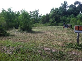 402 Piney Ridge Rd, Waveland, MS 39576