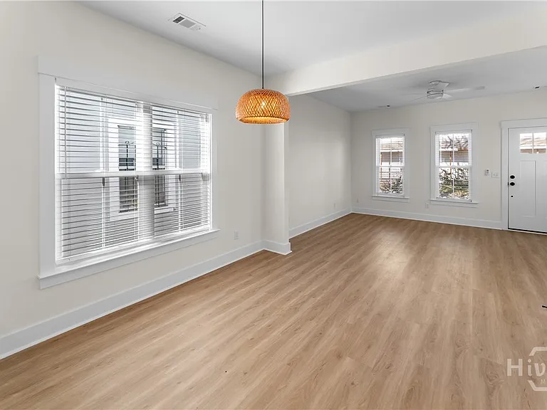 1203 E Bolton St — Photo 12