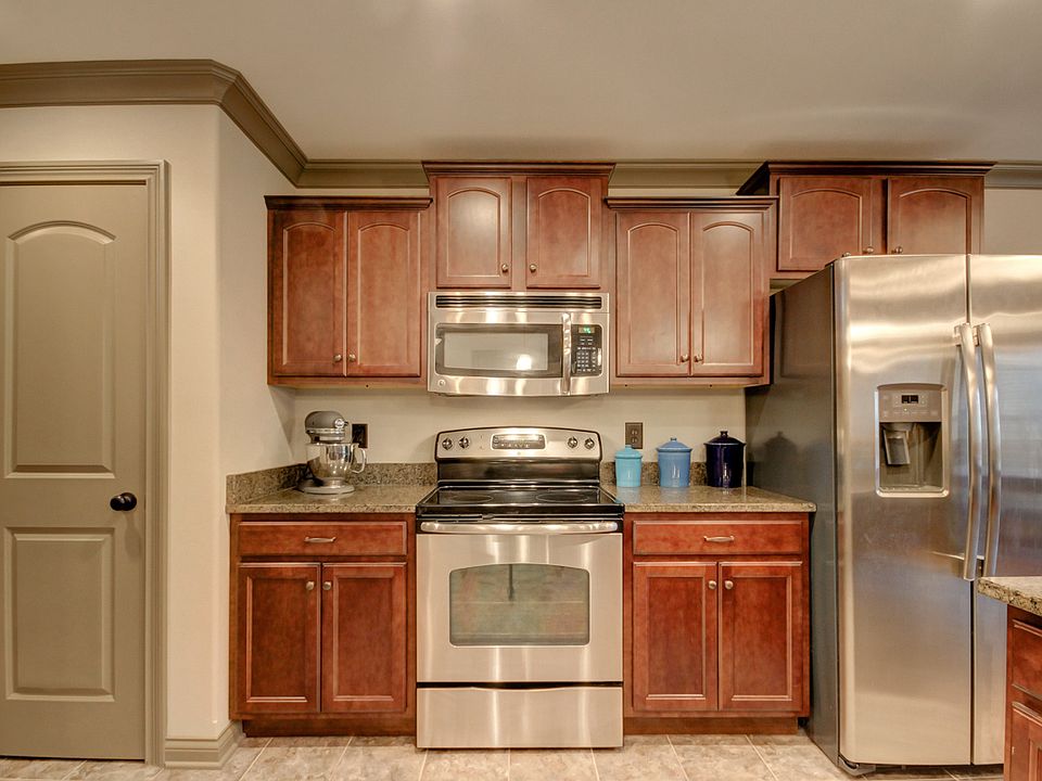 1st image of 278 Bellshire Dr
