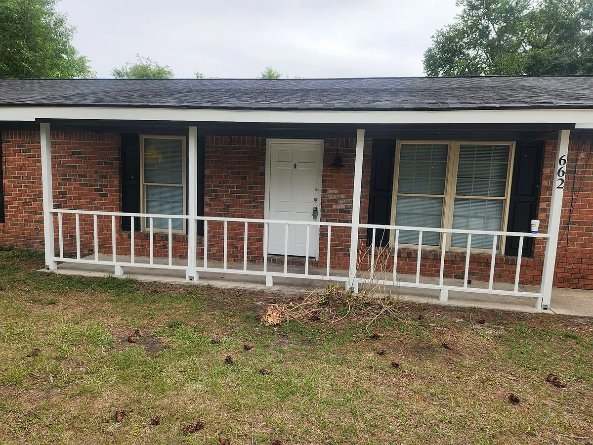 Building Photo - 662 Mahoney Rd