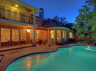 6 Meadow Rose Pl, The Woodlands, TX 77382