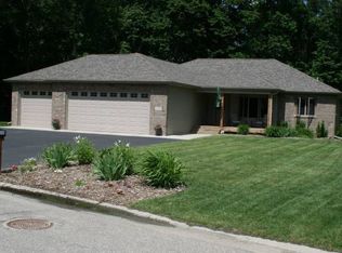 1070 Elm Cir, Detroit Lakes, MN 56501