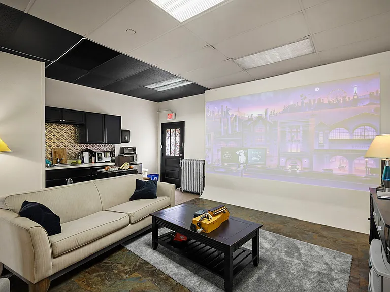 2611 University Ave #W — Photo 16