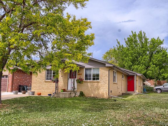 3rd image of 6363 Moore Circle