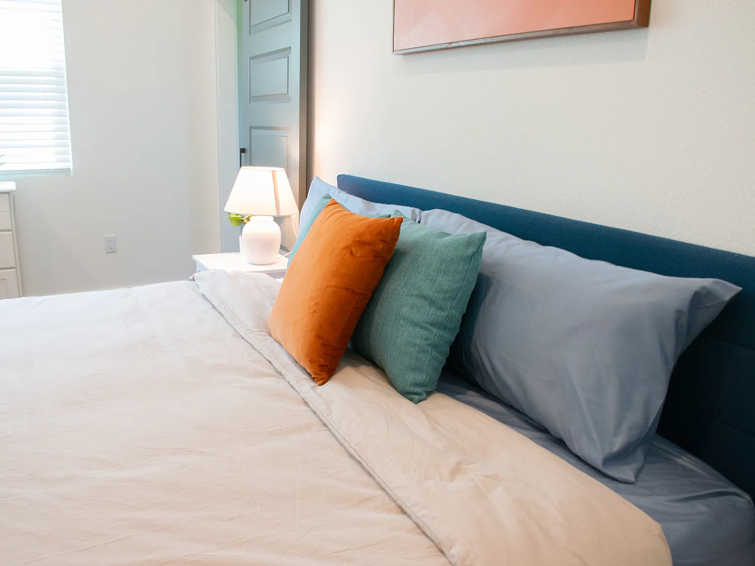 2 bed, 1218 sqft, $2,150 — Photo 3