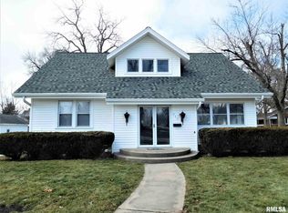 227 N 3rd Ave, Morton, IL