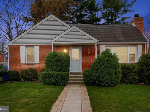 2948 Hillside Rd, Broomall, PA 19008