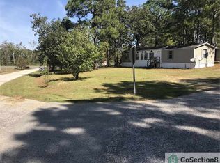 85 Crest Cir, Spring Lake, NC 28390