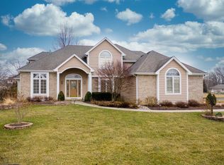 11322 Cabriolet Run, Fort Wayne, IN 46845