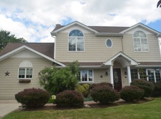 259 Philadelphia Ave, Massapequa Park, NY 11762