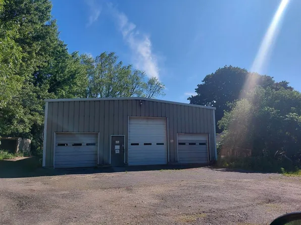 46 Gile St, Haverhill, MA 01830