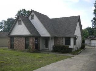 2206 E Maryland Ave, Sherwood, AR 72120