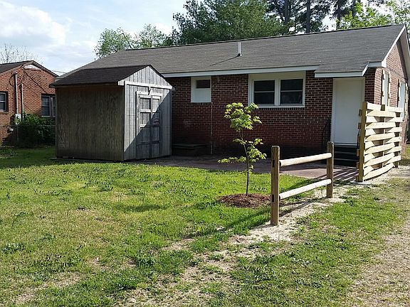 Partially fenced for privacy