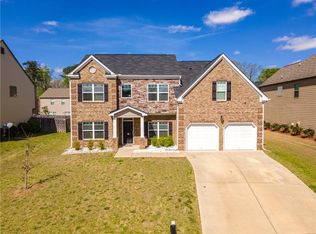 400 Lamont Ln, Hampton, GA 30228